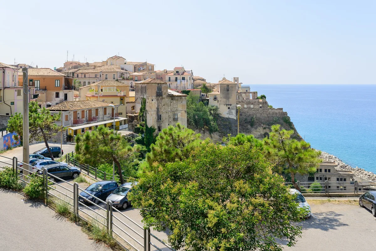 Cosa vedere a Pizzo: un viaggio tra storia, cultura e sapori