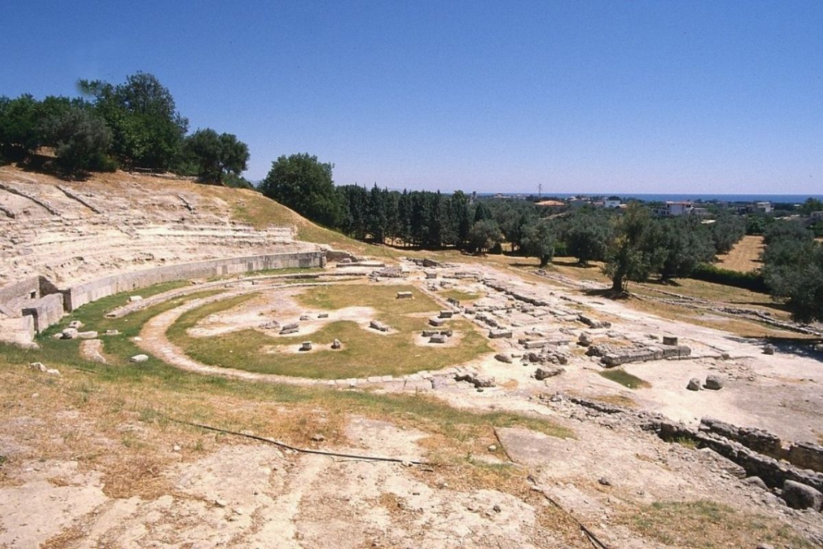Panorama su Locri e il suo patrimonio archeologico